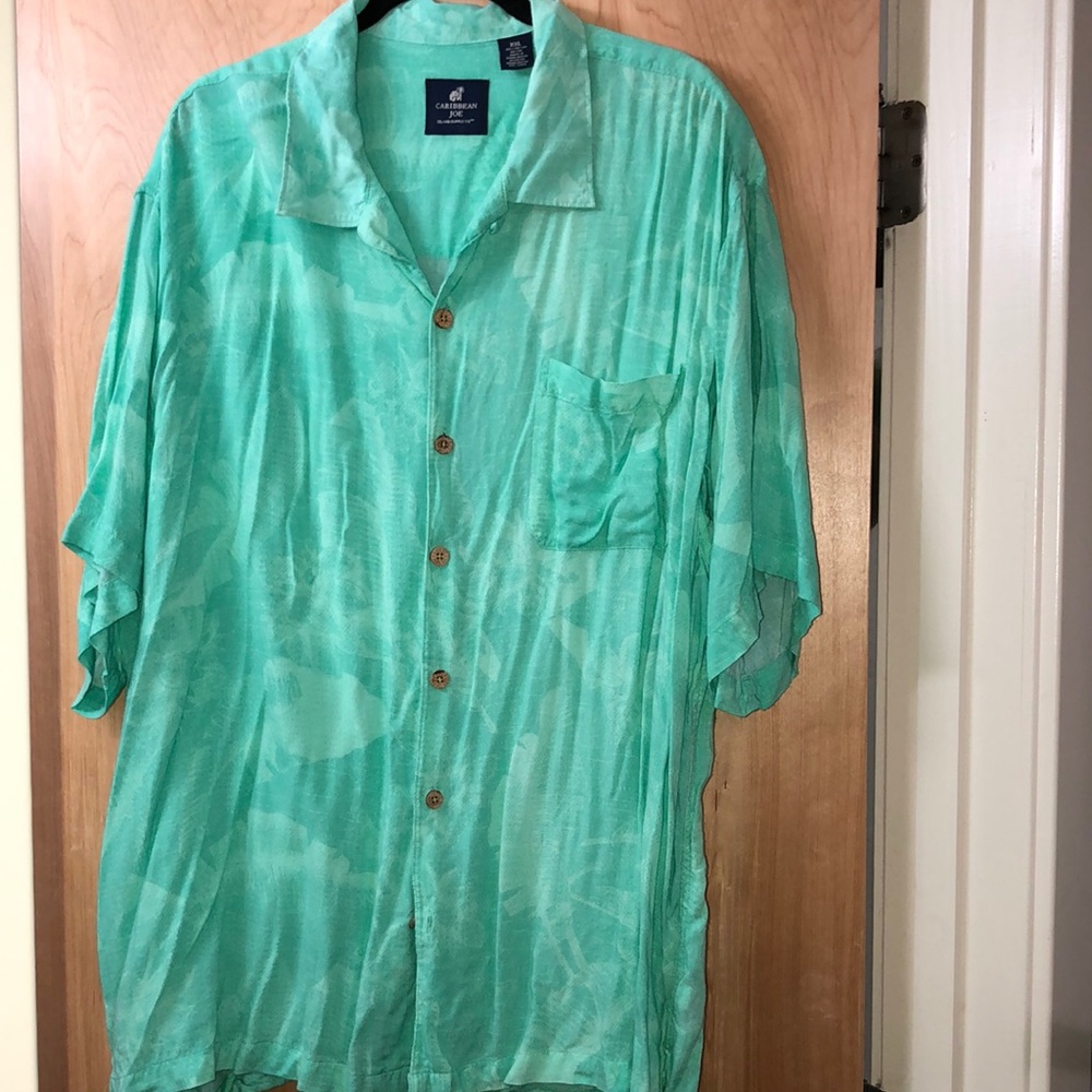 Men’s soft Hawaiian print